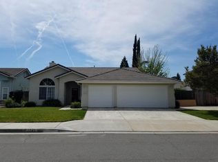 2245 E Kelso Ave, Fresno, CA 93720