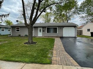 365 Dunbar Rd, Wauconda, IL 60084