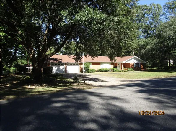 920 Grove St, Dry Prong, LA 71423