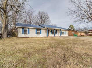 1812 Shelby Ave, Springdale, AR 72762