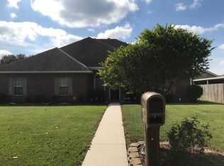 420 Lake Crescent Cir, Houma, LA 70360