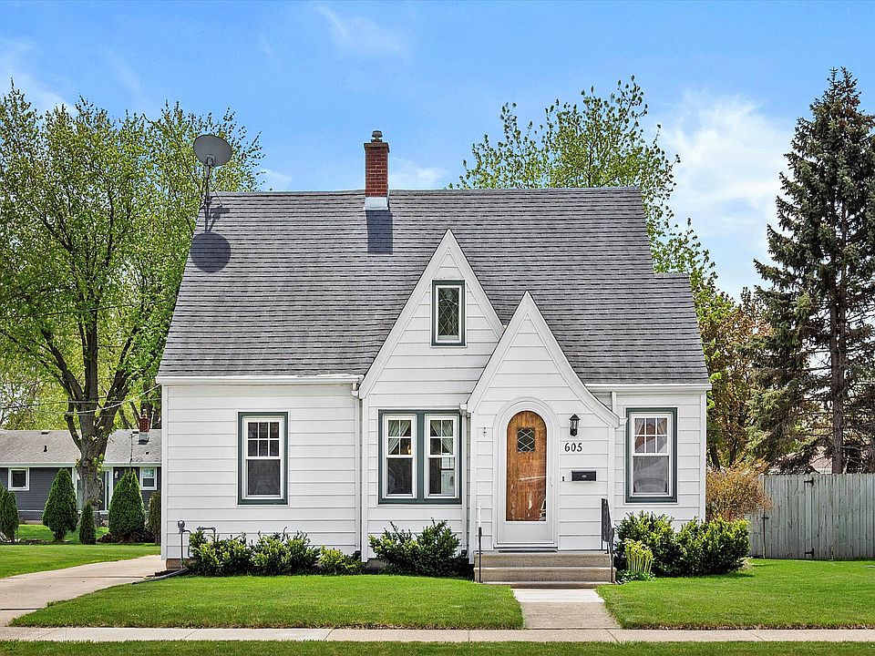 1st image of 605 E Cecil St