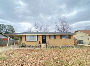 3890 Bishops Bridge Rd, Memphis, TN 38118