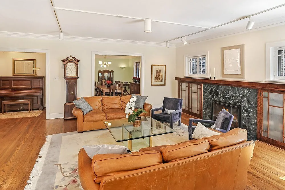 4 bed, 3500 sqft, $9,995 — Photo 4