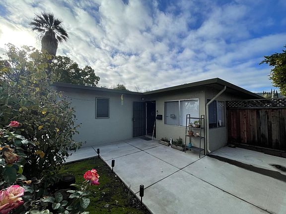 4th image of 7011 Rosanna St