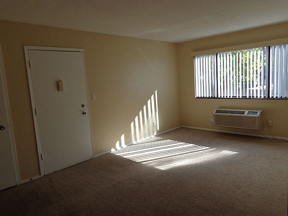 5th image of 3300-3312 Oakland Rd NE #3312-09