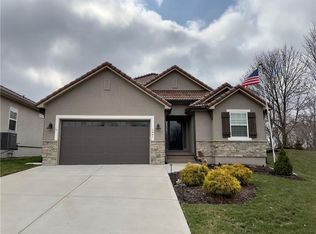 1441 SW Logos Dr, Lees Summit, MO 64081