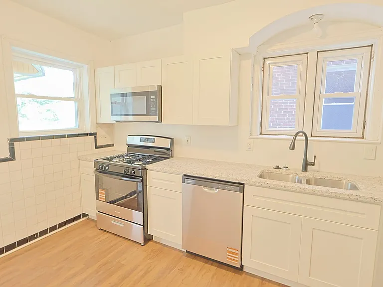 3754 Dunnica Ave — Photo 17