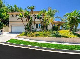 22100 Tiara St, Woodland Hills, CA 91367