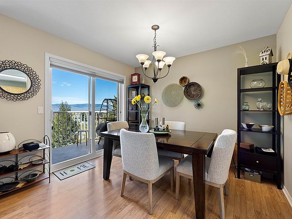 5th image of 481 Monarch Ct #15