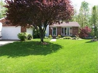 16018 Wedgewood Ln, Strongsville, OH