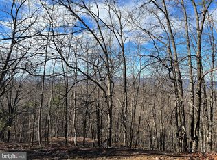 Pursley Ln, Great Cacapon, WV