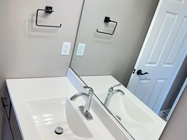 503 Hoselton Dr #1 — Photo 12
