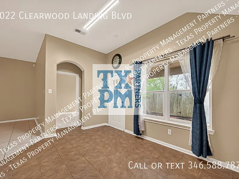 9022 Clearwood Landing Blvd — Photo 11