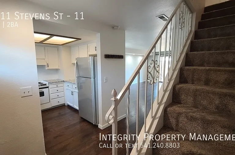 1111 Stevens St #11 — Photo 10