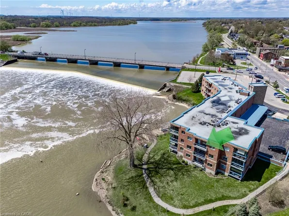 210 Main St E #309, Haldimand County, ON N1A 3G7