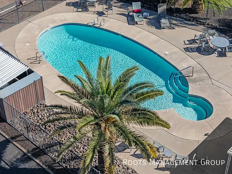 10540 E Apache Trl #414 — Photo 33