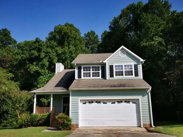 909 Perry Howard Rd, Fuquay Varina, NC 27526