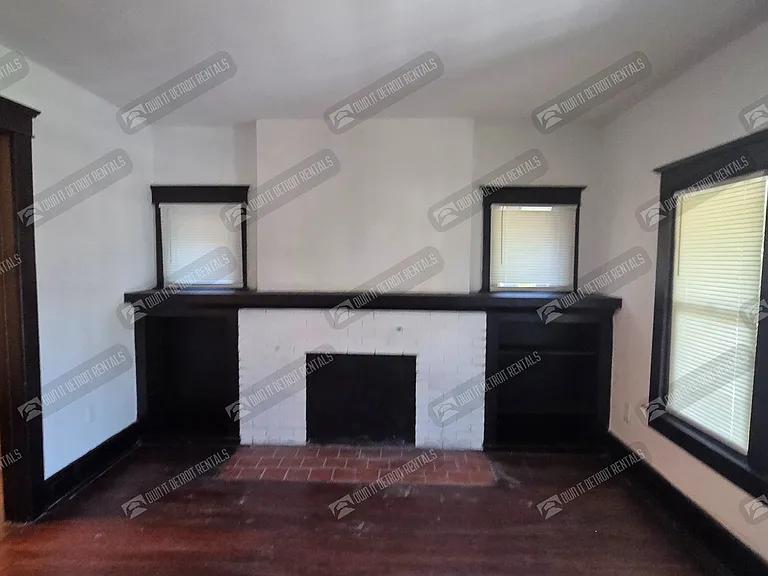 2982 Vicksburg St — Photo 7