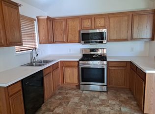 3021 Blue Jay Ln, Midlothian, TX 76065