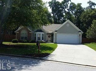 1335 Cedar Oak Ln, Lawrenceville, GA 30043
