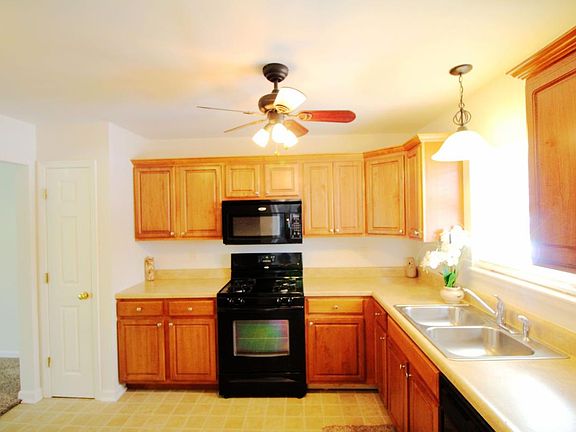 4th image of 14506 Tienda Dr