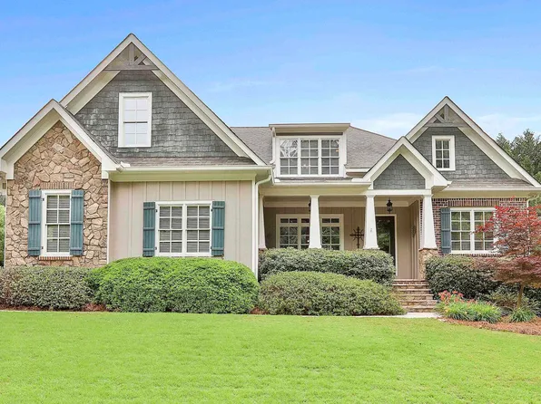 150 Maple Shade Dr, Tyrone, GA 30290