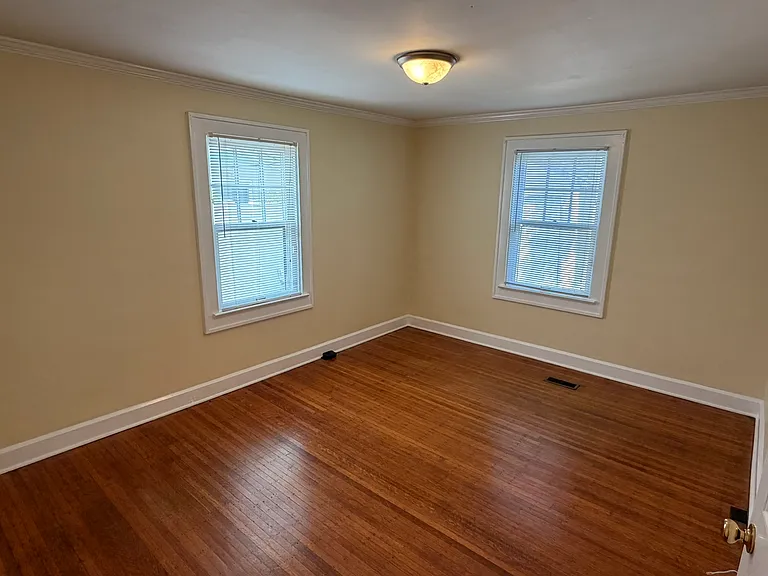 4330 Boulevard Pl — Photo 15