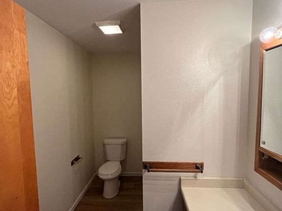 4th image of 1616 Wolcott St