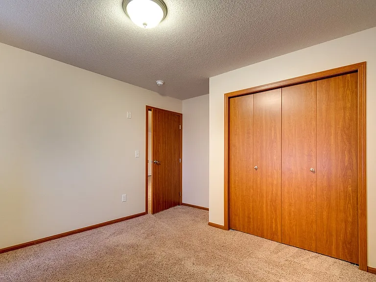 Southport Heights Apartments — Photo 47