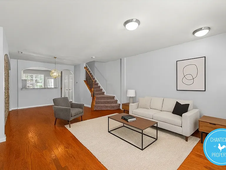 3100 Berkeley Springs Pl #1 — Photo 4