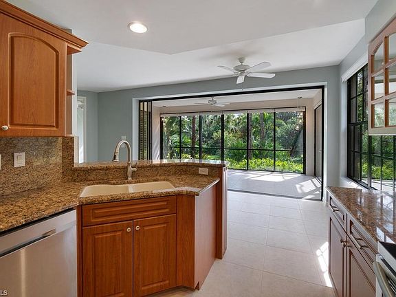 5th image of 27021 Oakwood Lake Dr APT 102