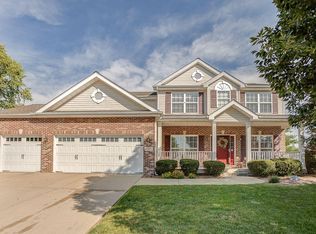2205 Jack Nicklaus Dr, Belleville, IL 62220