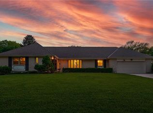 12011 Oak Ridge Rd, Independence, MO 64052