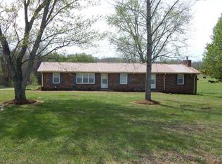 321 Hennessee Bridge Rd, Rock Island, TN 38581