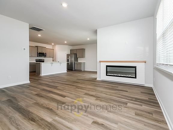 3rd image of 8019 Precious Ct