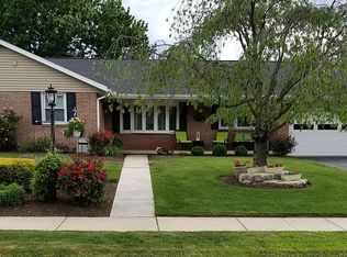 2416 Papermill Rd, Reading, PA 19610