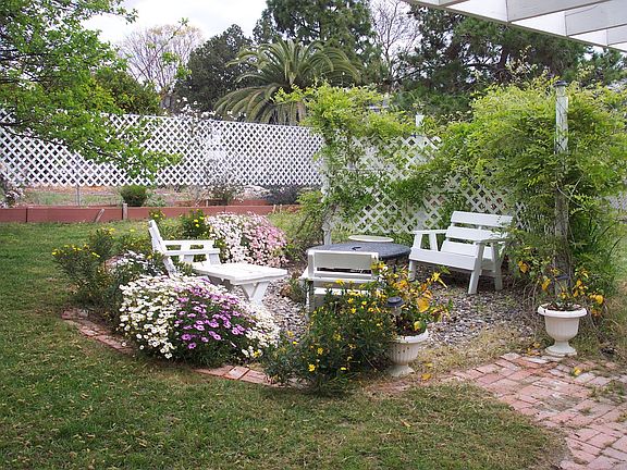Backyard Fire Pit/Patio