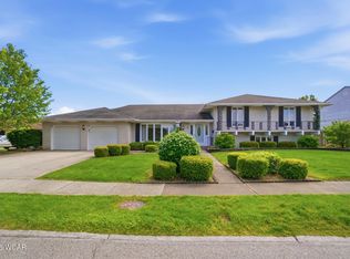 1640 Whitehall Dr, Lima, OH 45805