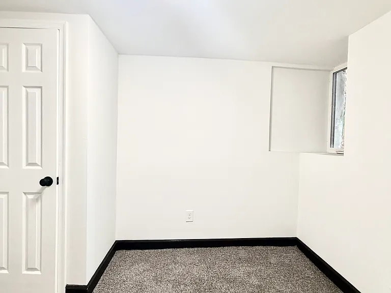 2525 W Lafayette Ave — Photo 21