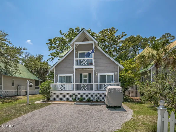 27 Davis Love Dr, Saint Helena Island, SC 29920