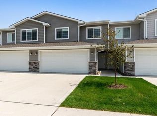 754 NE Macey Way, Waukee, IA 50263