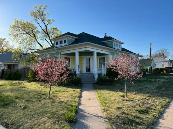 424 N 2nd St, Stockton, KS 67669