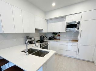 5399 Joyce St #604, Vancouver, BC
