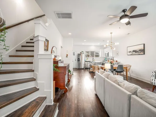 300 Stewarts Ferry Pike APT 19, Nashville, TN 37214