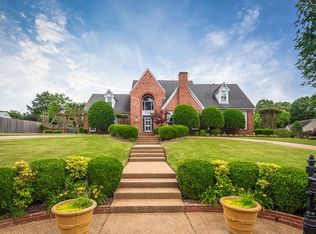 3090 Meadow Rise Dr, Memphis, TN 38119