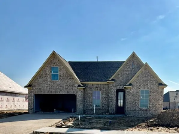 3048 Leatherman Dr, Lake Cormorant, MS 38641