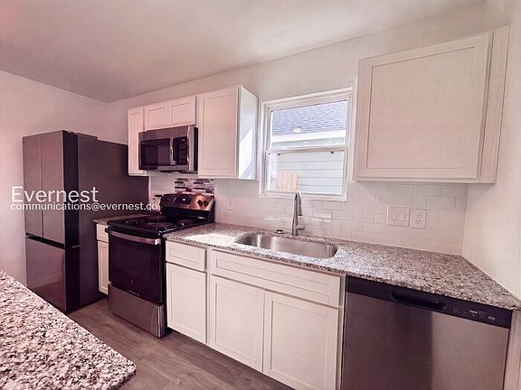 3rd image of 16435 Valerie Marie Pl