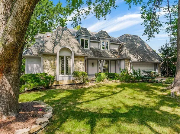 10006 W 121st St, Overland Park, KS 66213