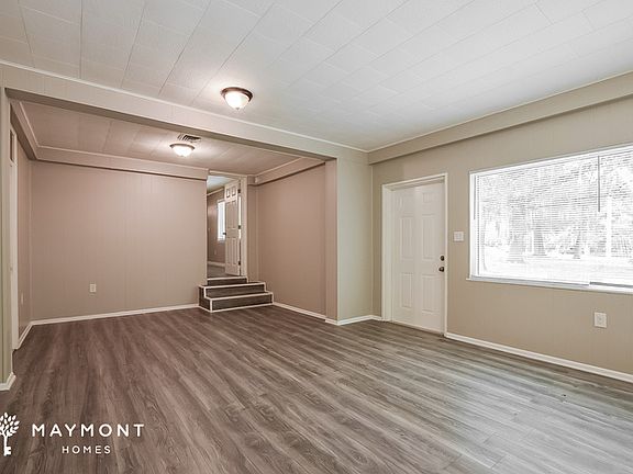 5th image of 307 Willard Ave